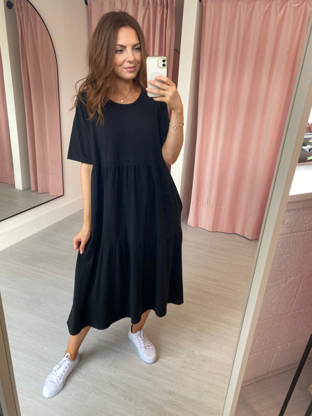 Tiered T shirt Dress Black