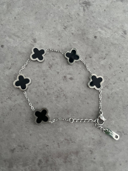Silver clover bracelet deals