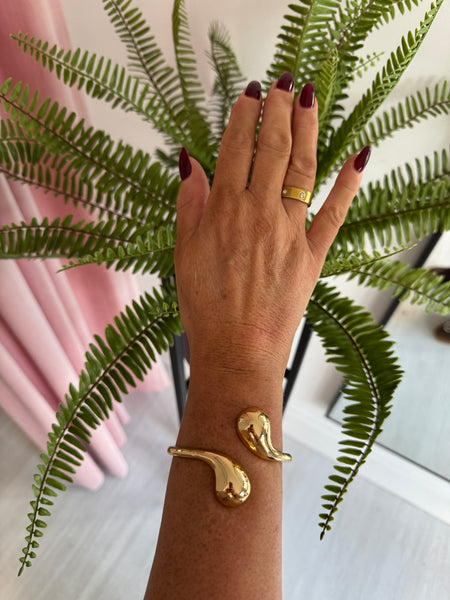 Tear Drop Bangle - Gold
