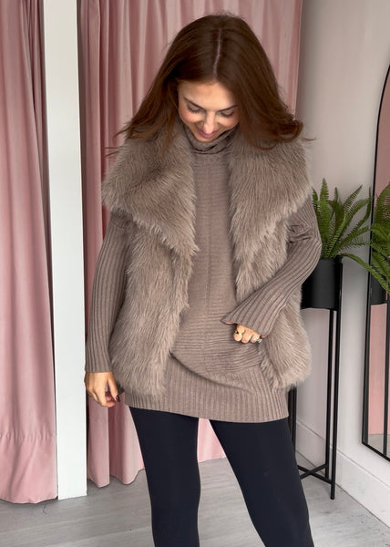 Faux Fur Gilet - Taupe