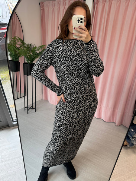 Knitted Leopard Dress - Black