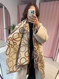 Wavy Scarf - Tan & Cream