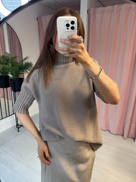 Rib Funnel Neck Jumper - Taupe