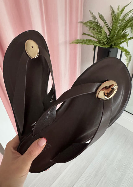 Gold Pebble Sandals - Brown