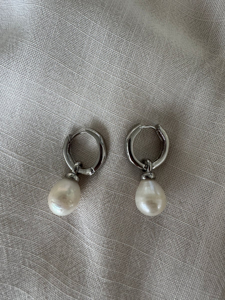 Pearl Drop Earring - Silver