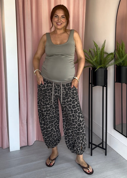 Leopard Ballon Leg Joggers - Taupe