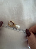 Pearl Drop Earring - Gold