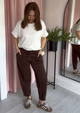 Seam Front Peg Jogger - Brown