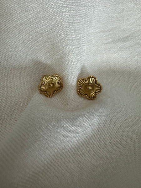 Clover Stud Earrings - Gold